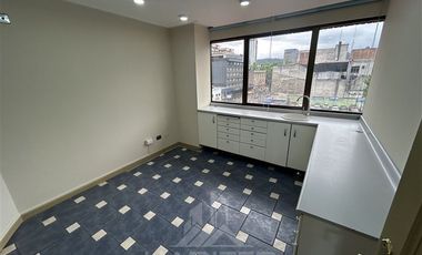 Oficina en Venta en COD38050 Bulnes con Bello