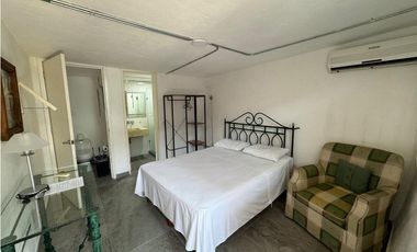 CASA EN VENTA A ORILLA DEL LAGO 