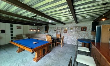 CASA EN VENTA A ORILLA DEL LAGO 