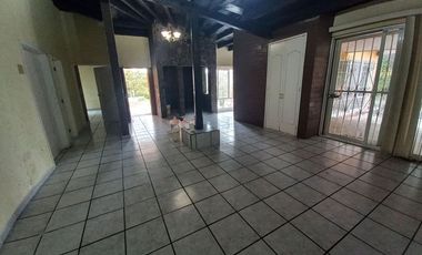 Casa en Renta Cercana a salida a Salamanca, Tarimbaro