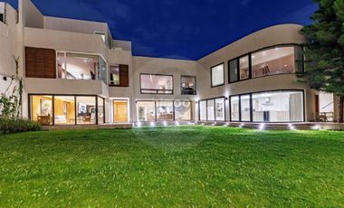 Casa en venta en Lomas del Pedregal