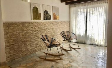SE VENDE CASA DE CUATRO ALCOBAS EN EL BARRIO EL JARDIN, SANTA MARTA