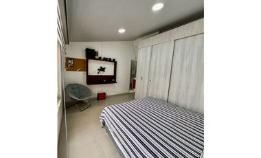 Hermosa casa en venta con piscina - Barrio Las Mercedes Palmira Valle