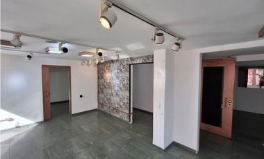 OFICINA EN ARRIENDO EN LA CABRERA