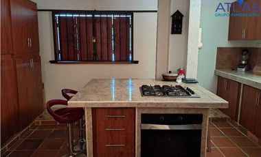VENTA DE HERMOSA CASA CAMPESTRE RUITOQUE BAJO ACAPULCO COD: 695