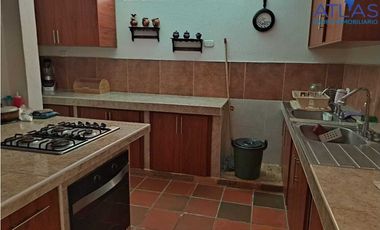 VENTA DE HERMOSA CASA CAMPESTRE RUITOQUE BAJO ACAPULCO COD: 695