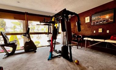 VENTA DE CASA, EN COLONIA LOMAS DE TECAMACHALCO, NAUCALPAN DE JUÁREZ