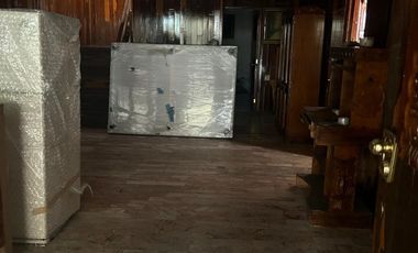 Se Vende Casa en Jardines del Country  para remodelar.