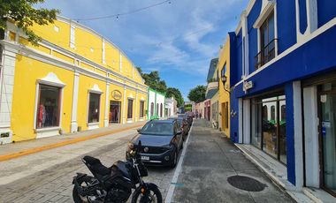 LOCAL COMERCIAL EN VENTA. CENTRO HISTORICO. CARMEN, CAMPECHE