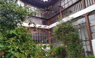 VENDE CASA  DE 2 NIVELES ANTIGUA - A PUERTA CERRADA  - CUCUNUBA