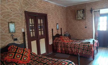 VENDE CASA  DE 2 NIVELES ANTIGUA - A PUERTA CERRADA  - CUCUNUBA