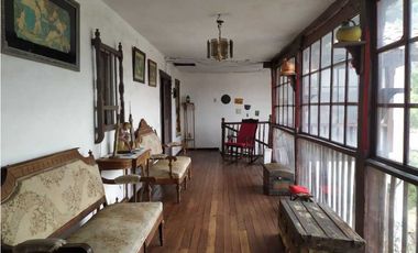 VENDE CASA  DE 2 NIVELES ANTIGUA - A PUERTA CERRADA  - CUCUNUBA