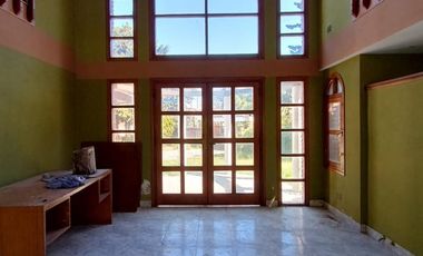 | MANSION EN BARRIO RESIDENCIAL | | MAR DE AJO |