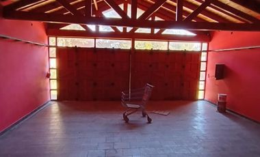 | MANSION EN BARRIO RESIDENCIAL | | MAR DE AJO |
