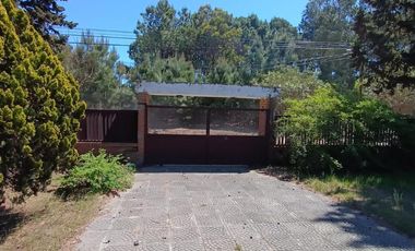 | MANSION EN BARRIO RESIDENCIAL | | MAR DE AJO |