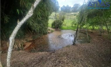 VENTA DE CASA CAMPESTRE CAMPESTRE / RUITOQUE ALTO COD:694