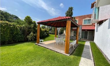 Casa en renta amueblada en Temixco Morelos con seguridad y alberca