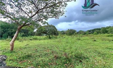 VENDO FINCA DE 12810MTS TOPOGRAFIA PLANA