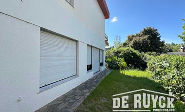 Casa en venta en Florencio Varela Este
