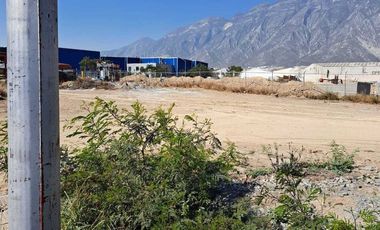 SE RENTA TERRENO EN SANTA CATARINA