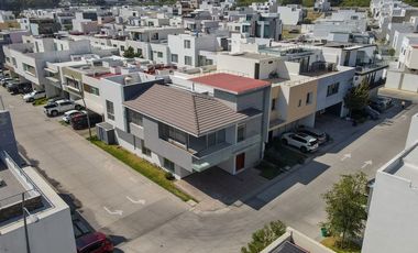 Casa en Metropolitano y Ciudad Granja