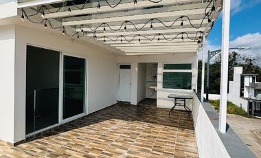 Oportunidad: Casa en venta con 4 habitaciones, 1 en PB y amplio Roof Garden
