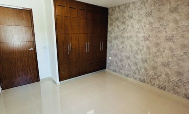 Oportunidad: Casa en venta con 4 habitaciones, 1 en PB y amplio Roof Garden