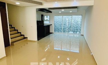 Oportunidad: Casa en venta con 4 habitaciones, 1 en PB y amplio Roof Garden