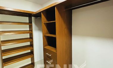 Oportunidad: Casa en venta con 4 habitaciones, 1 en PB y amplio Roof Garden