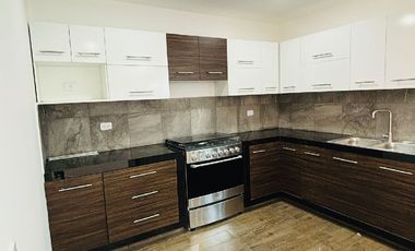 Oportunidad: Casa en venta con 4 habitaciones, 1 en PB y amplio Roof Garden