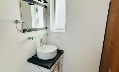 Oportunidad: Casa en venta con 4 habitaciones, 1 en PB y amplio Roof Garden