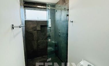Oportunidad: Casa en venta con 4 habitaciones, 1 en PB y amplio Roof Garden
