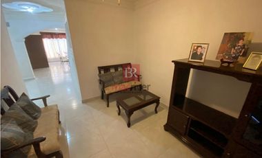 CASA EN VENTA EN COL. VILLA BONITA. CD. OBREGÓN, SONORA