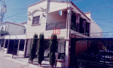CASA EN VENTA EN COL. VILLA BONITA. CD. OBREGÓN, SONORA