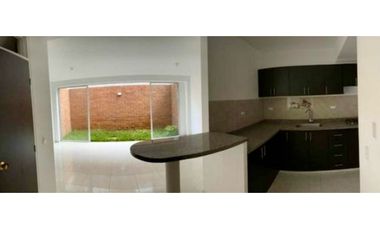 Casa en venta en conjunto residencial - Las Mercedes Palmira Valle