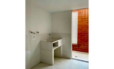 Casa en venta en conjunto residencial - Las Mercedes Palmira Valle