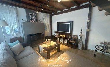 VENTA DE CASA 4 AMBIENTES - EN BARRIO  LOS OLIVOS