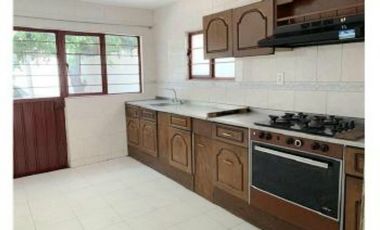 Casa en Venta cerca del Aeropuerto de la CDMX (Alcaldía Venustiano Carranza)
