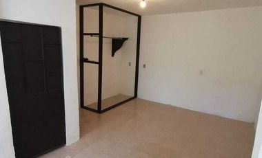 Casa en Venta cerca del Aeropuerto de la CDMX (Alcaldía Venustiano Carranza)
