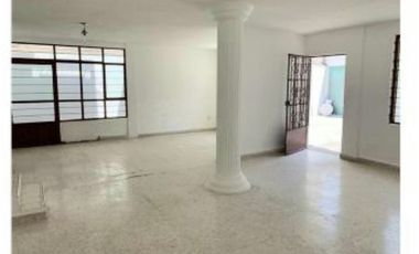 Casa en Venta cerca del Aeropuerto de la CDMX (Alcaldía Venustiano Carranza)