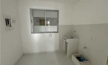 SE VENDE  APARTAMENTO EN LA CASTELLANA DE MONTERA