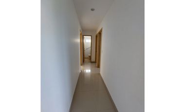 SE VENDE  APARTAMENTO EN LA CASTELLANA DE MONTERA