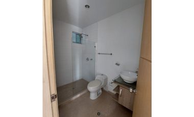 SE VENDE  APARTAMENTO EN LA CASTELLANA DE MONTERA