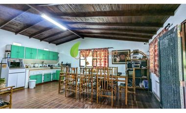 Finca Para La Renta En Guarne Con Casa y Bodega