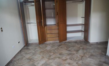 ARRIENDO CASA EN LAURELES - ESTADIO