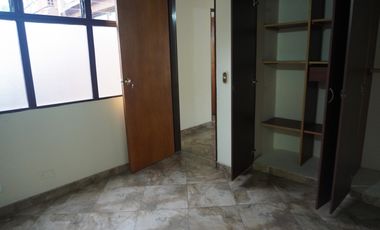 ARRIENDO CASA EN LAURELES - ESTADIO