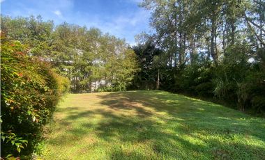 LOTE EL RETIRO PARA CASA ESQUINERA  SECTOR PURO CUERO