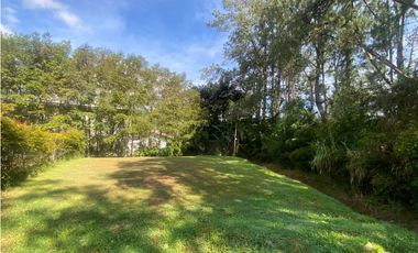 LOTE EL RETIRO PARA CASA ESQUINERA  SECTOR PURO CUERO