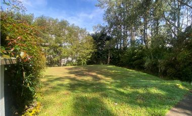 LOTE EL RETIRO PARA CASA ESQUINERA  SECTOR PURO CUERO