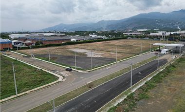 LOTE EN VENTA PARQUE VALLEMIO AUTOPISTA CALI YUMBO PARA DESARROLLO
